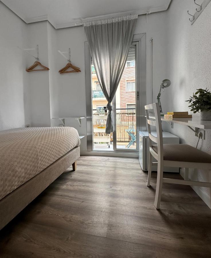 Slow Room Valencia Валенсія Екстер'єр фото